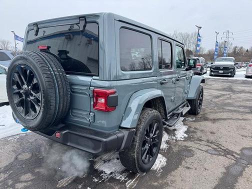 2024 Jeep Wrangler 4xe Sahara