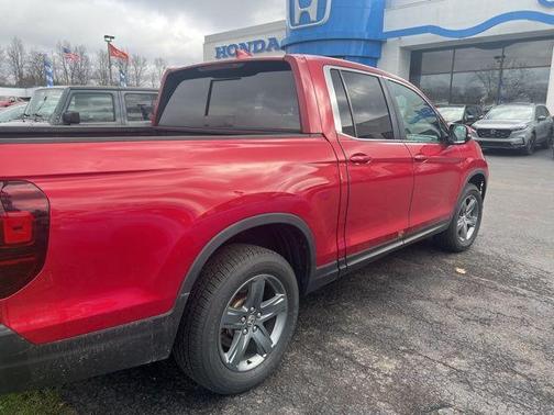 Radiant Red Metallic II 2023 Honda Ridgeline RTL