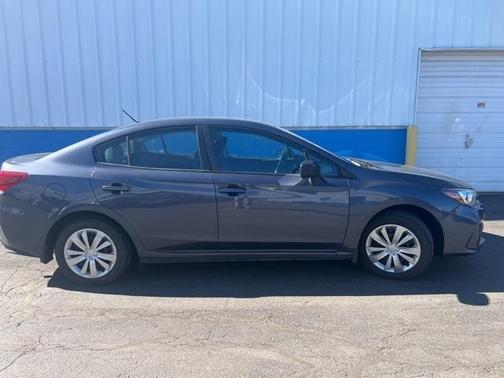 2017 Subaru Impreza 2.0i