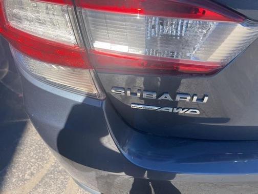 2017 Subaru Impreza 2.0i