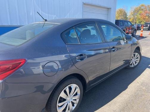 2017 Subaru Impreza 2.0i
