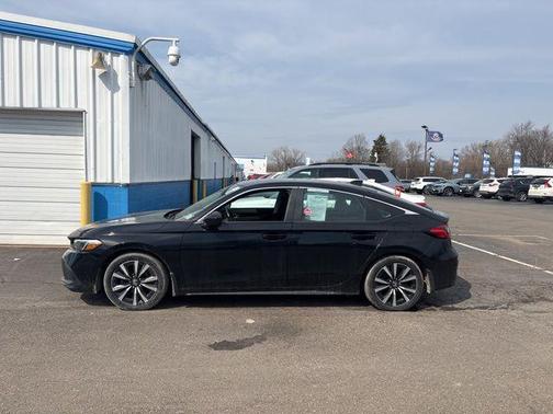 2023 Honda Civic EX-L