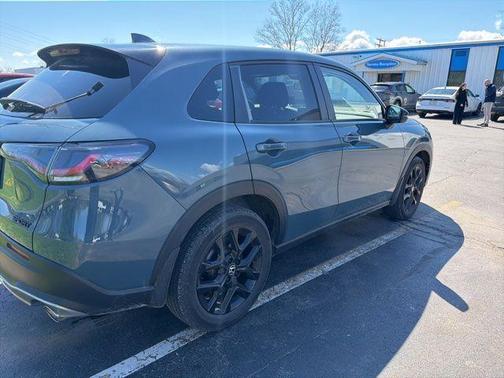 Pearl 2024 Honda HR-V Sport