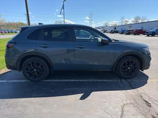 Pearl 2024 Honda HR-V Sport