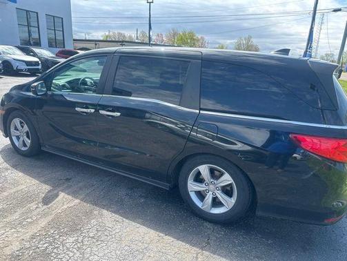 Crystal Black Pearl 2019 Honda Odyssey EX-L