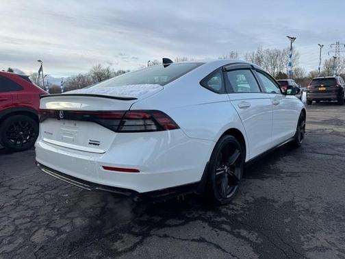 2024 Honda Accord Hybrid Sport-L