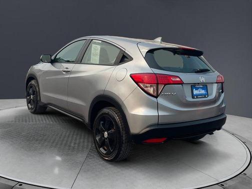 Lunar Silver Metallic 2018 Honda HR-V LX