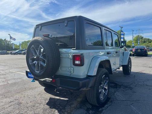 Earl Clearcoat 2024 Jeep Wrangler 4xe Sport