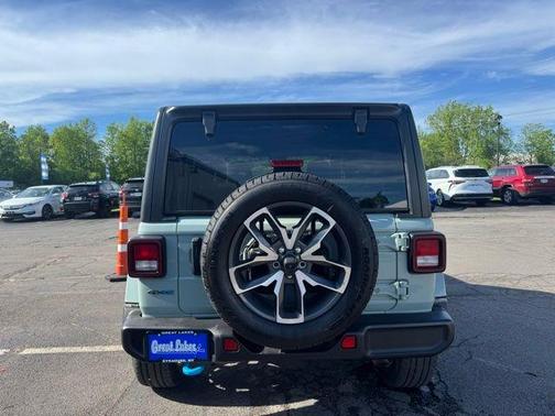 Earl Clearcoat 2024 Jeep Wrangler 4xe Sport