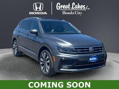 Platinum Gray Metallic 2021 Volkswagen Tiguan 2.0T SEL Premium R-Line