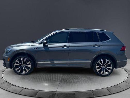 Platinum Gray Metallic 2021 Volkswagen Tiguan 2.0T SEL Premium R-Line