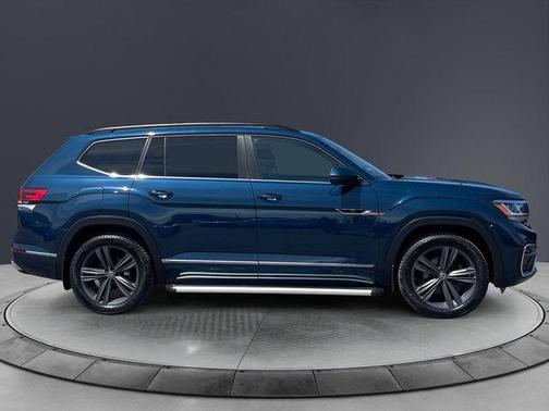 Tourmaline Blue Metallic 2021 Volkswagen Atlas 3.6 V6 SE w/ Technology R-Line