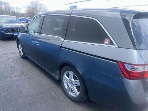 Polished Metal Metallic 2013 Honda Odyssey Touring