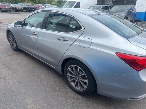 Lunar Silver Metallic 2019 Acura TLX FWD