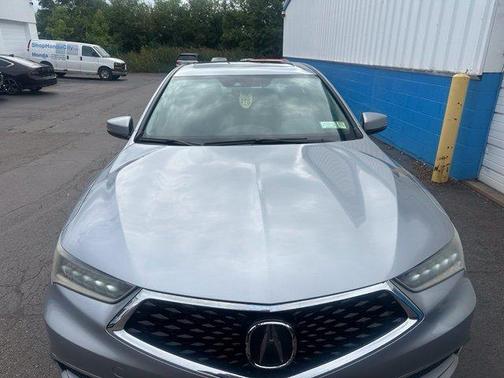 Lunar Silver Metallic 2019 Acura TLX FWD