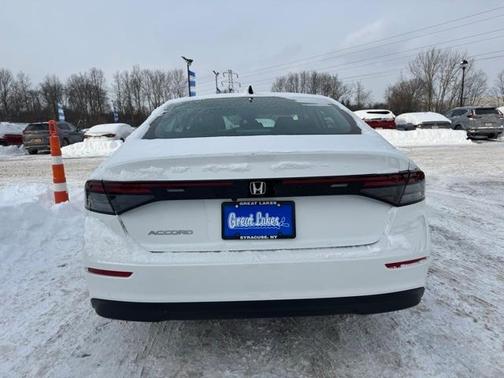 2025 Honda Accord SE