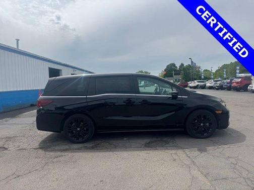 Crystal Black Pearl 2025 Honda Odyssey Sport-L