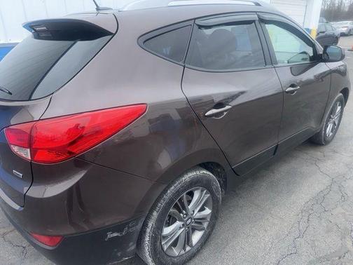 2015 Hyundai TUCSON SE