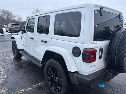 2024 Jeep Wrangler 4xe Sahara
