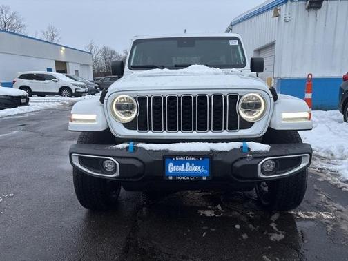 2024 Jeep Wrangler 4xe Sahara