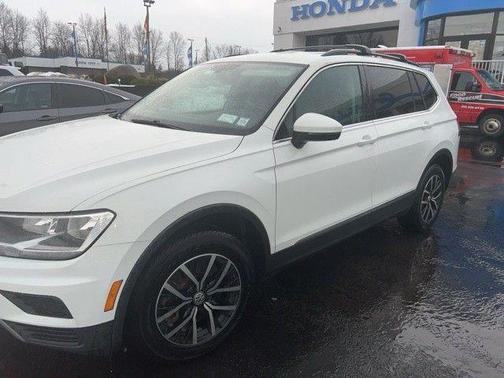 Pure White 2021 Volkswagen Tiguan 2.0T SE