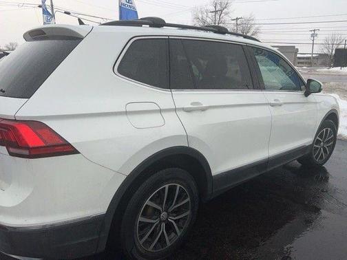Pure White 2021 Volkswagen Tiguan 2.0T SE