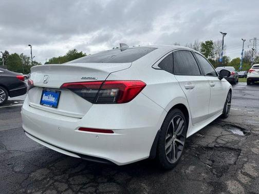 Platinum White Pearl 2024 Honda Civic Touring