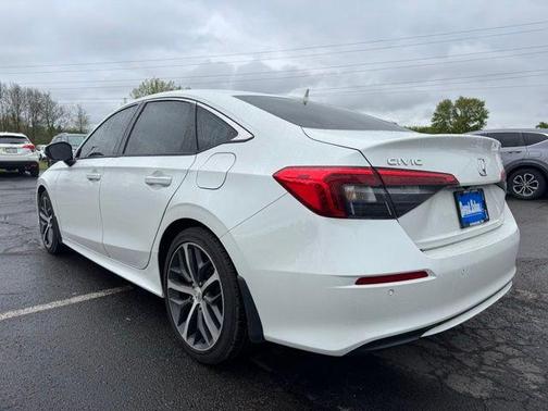 Platinum White Pearl 2024 Honda Civic Touring