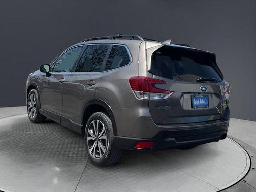 Brilliant Bronze Metallic 2023 Subaru Forester Limited
