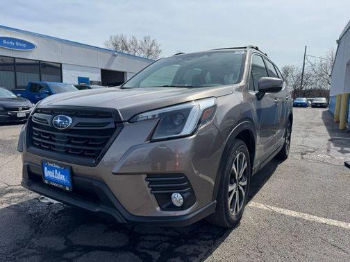 Brilliant Bronze Metallic 2023 Subaru Forester Limited