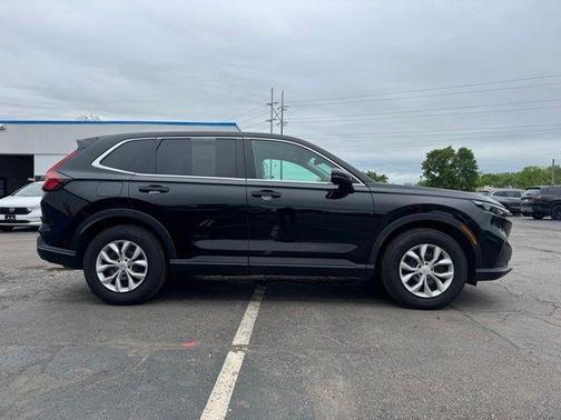 Crystal Black Pearl 2026 Honda CR-V LX