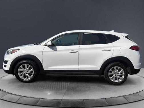 White Pearl 2019 Hyundai TUCSON SE