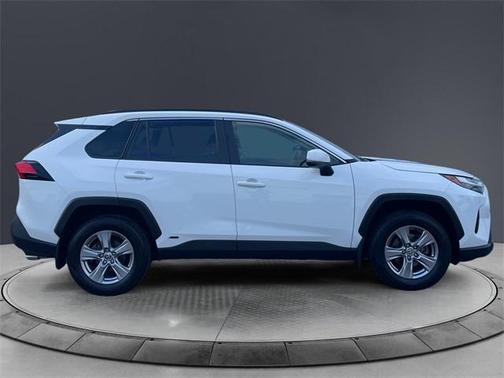 2023 Toyota RAV4 Hybrid XLE