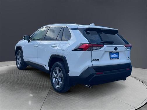2023 Toyota RAV4 Hybrid XLE