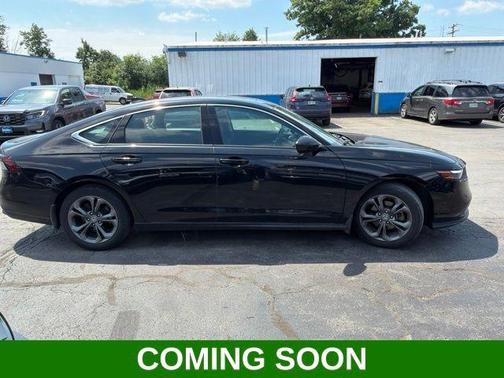 Crystal Black Pearl 2023 Honda Accord EX