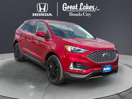 Rapid Red Metallic Tinted Clearcoat 2024 Ford Edge SEL