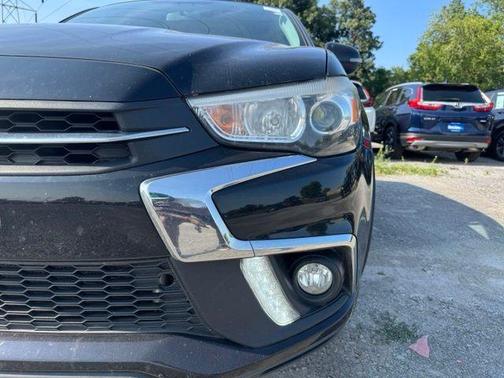 Labrador Black Metallic 2018 Mitsubishi Outlander Sport SE