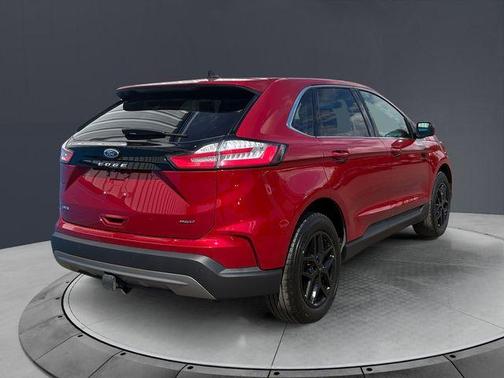 Rapid Red Metallic Tinted Clearcoat 2024 Ford Edge SEL