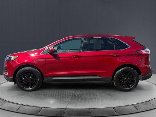 Rapid Red Metallic Tinted Clearcoat 2024 Ford Edge SEL