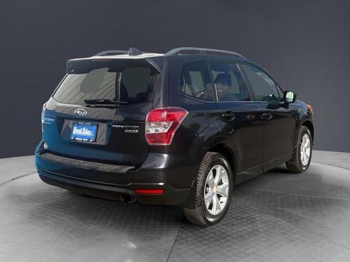 Dark Gray Metallic 2016 Subaru Forester 2.5i Limited
