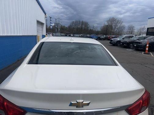 White Diamond Clearcoat 2014 Chevrolet Impala 1LT