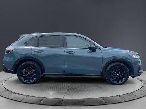 Pearl 2024 Honda HR-V Sport