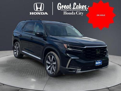 Crystal Black Pearl 2023 Honda Pilot Touring