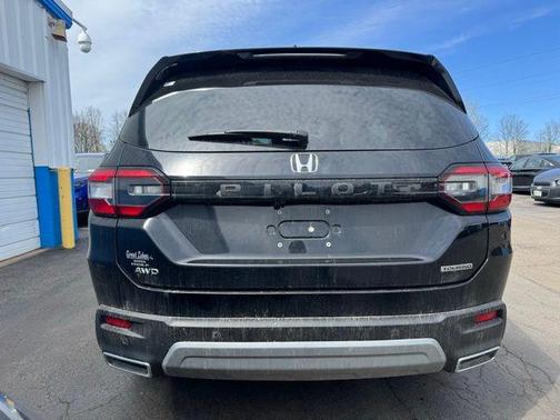 2023 Honda Pilot Touring