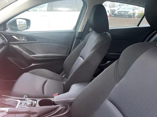 2015 Mazda Mazda3 i Sport