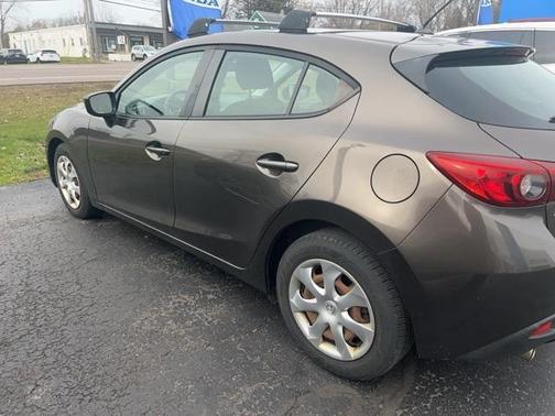 2015 Mazda Mazda3 i Sport