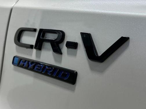 Platinum White Pearl 2026 Honda CR-V Hybrid TrailSport