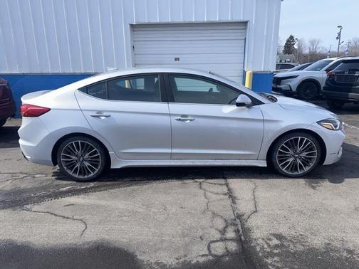2017 Hyundai ELANTRA Sport