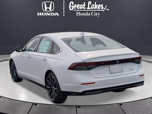 Platinum White Pearl 2026 Honda Accord Hybrid Touring