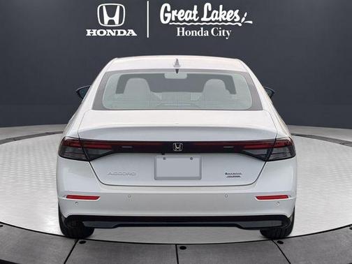 Platinum White Pearl 2026 Honda Accord Hybrid Touring